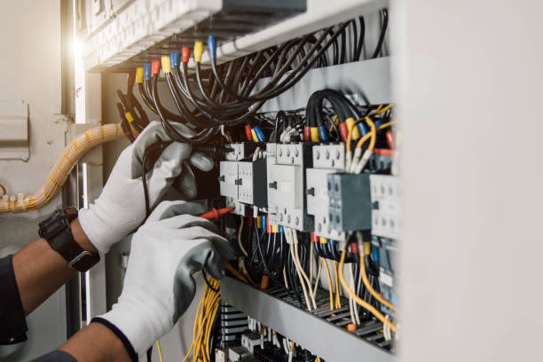 Best Affordable Electrician  in Fairbury, IL